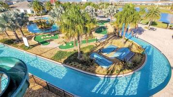 Lämmitetty uima-allas