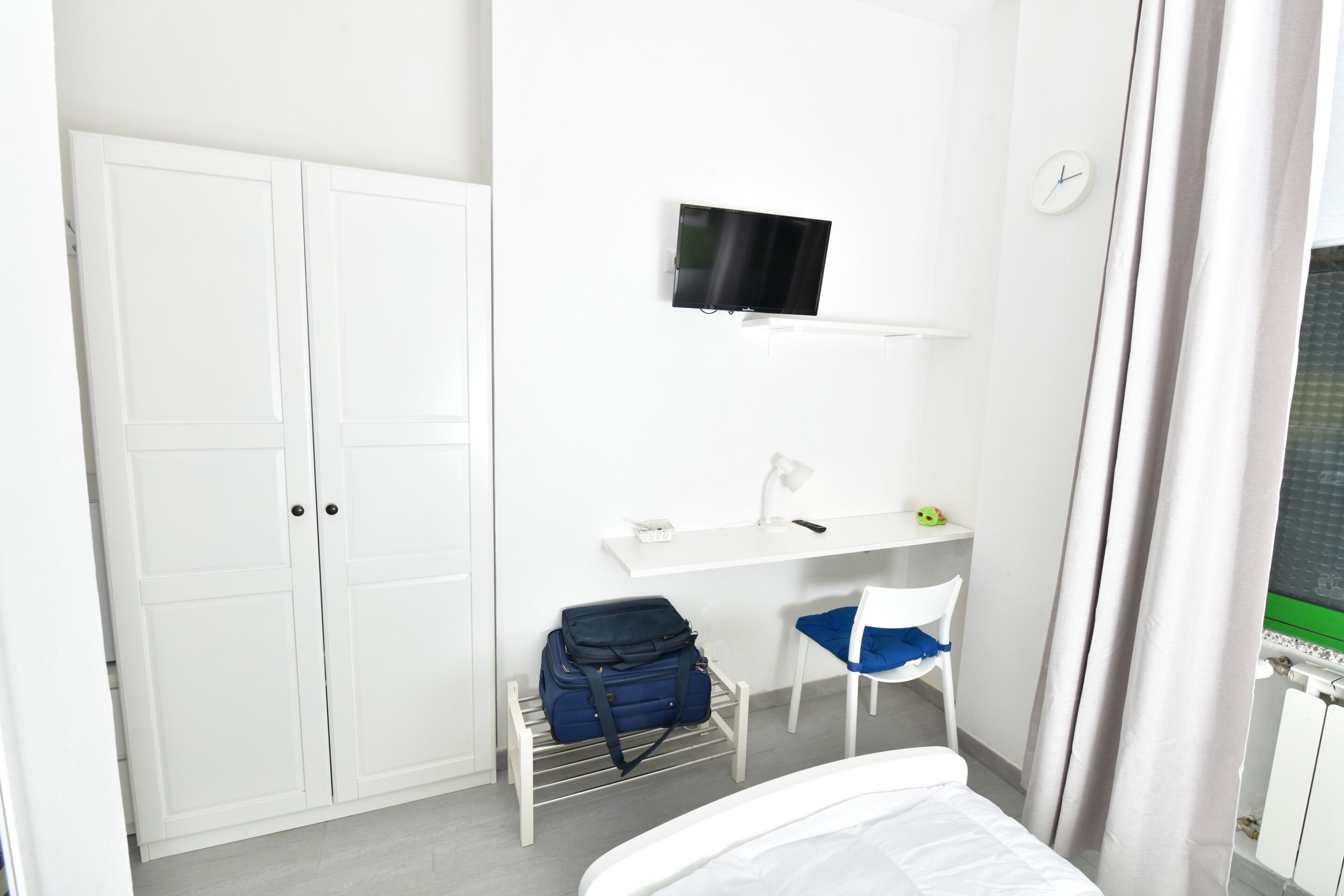 1 bedroom, desk, WiFi (free), bed sheets
