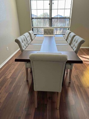 Interior - Spacious Luxe Retreat for family and groups Austin (Round Rock)