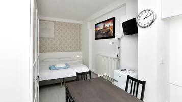 1 chambre, bureau, Wi-Fi gratuit, draps fournis