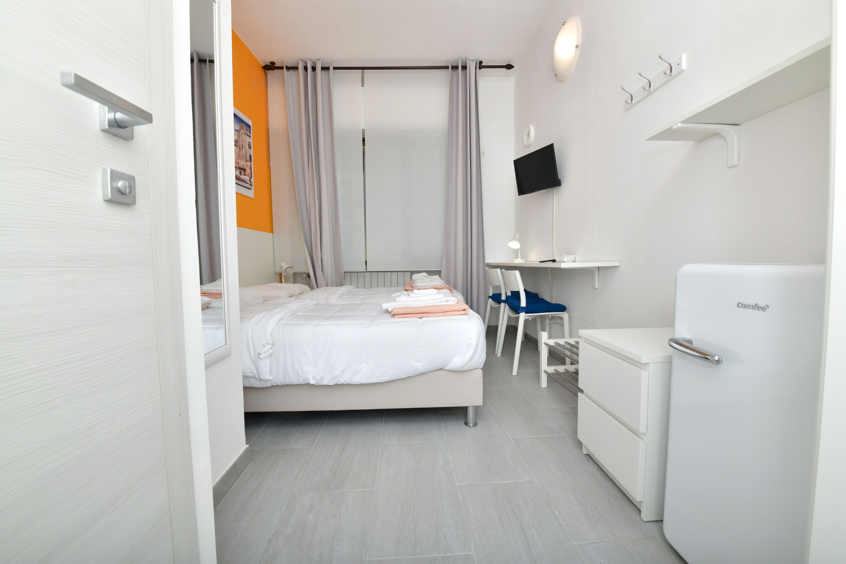 1 slaapkamer, een bureau, gratis wifi, beddengoed