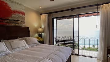 3 quartos, ferros/tábuas de passar roupa, Wi-Fi, roupa de cama