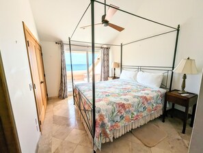 3 bedrooms, free WiFi, bed sheets - Mermaid Lookout @ Gentle Winds (NB)