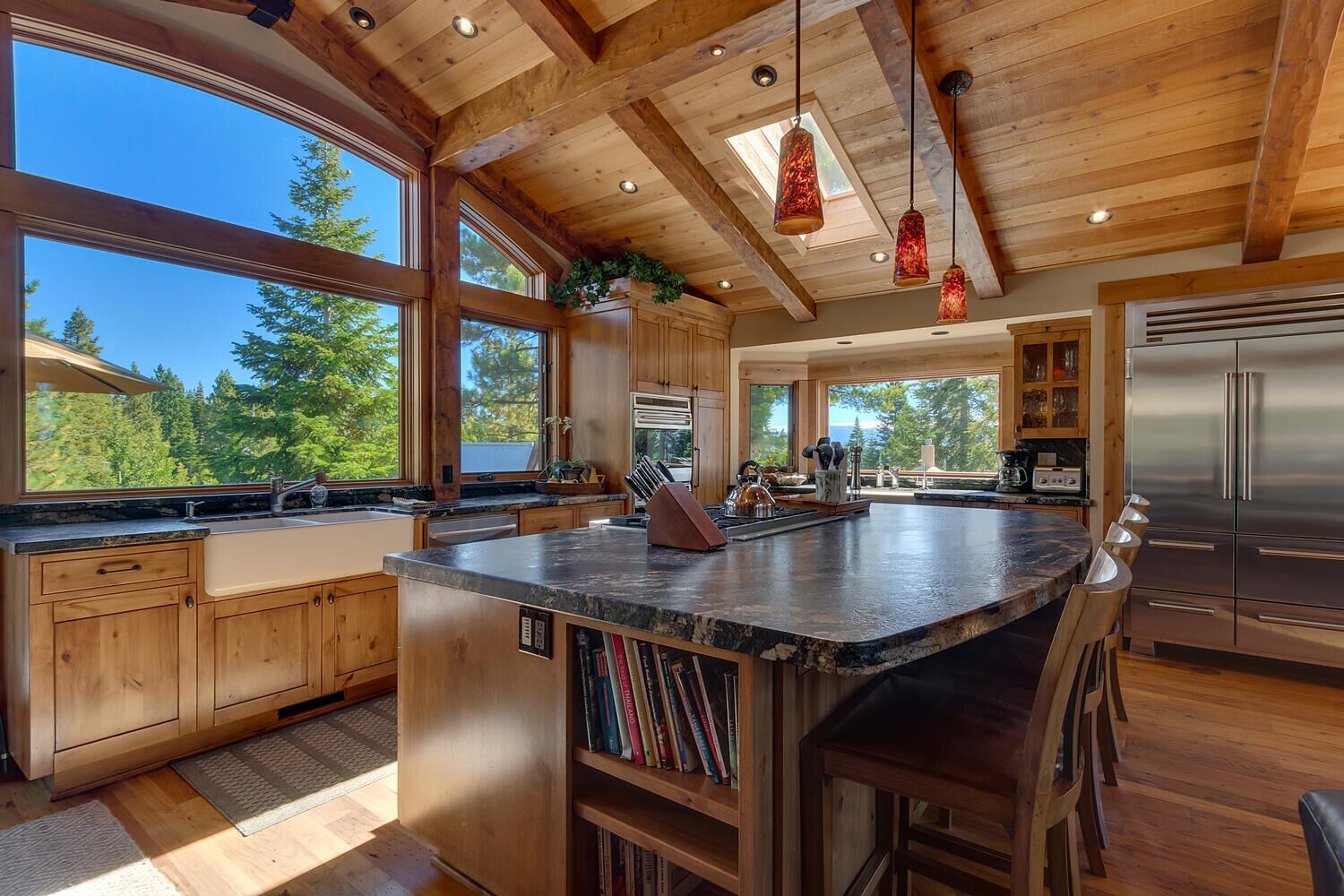 Coffee/tea maker, cookware/dishes/utensils