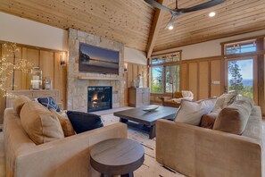TV, fireplace, ping pong - Zoe's North Star at Northstar - TLUXP (Northstar)