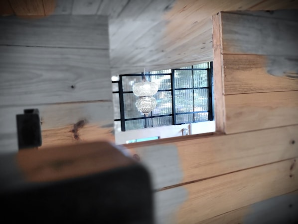 Exclusive Shared Dormitory | Premium bedding, pillowtop beds, individually decorated - Art & Coffee (Santa Cruz La Laguna)