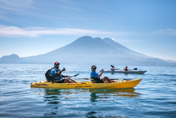 Kayaking - Art & Coffee (Santa Cruz La Laguna)