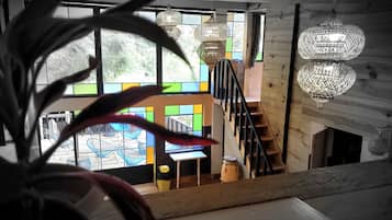 Loft Familial | Literie de qualité supérieure, surmatelas, décoration personnalisée