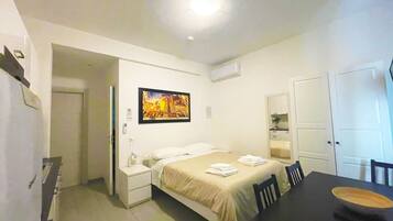 1 chambre, bureau, Wi-Fi gratuit, draps fournis