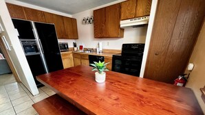 Coffee/tea maker, fridge, microwave, oven - ⭐️Silver Street Condos Unit 1 - Ride the Alpine Loop 🏔️❤️ (Lake City)