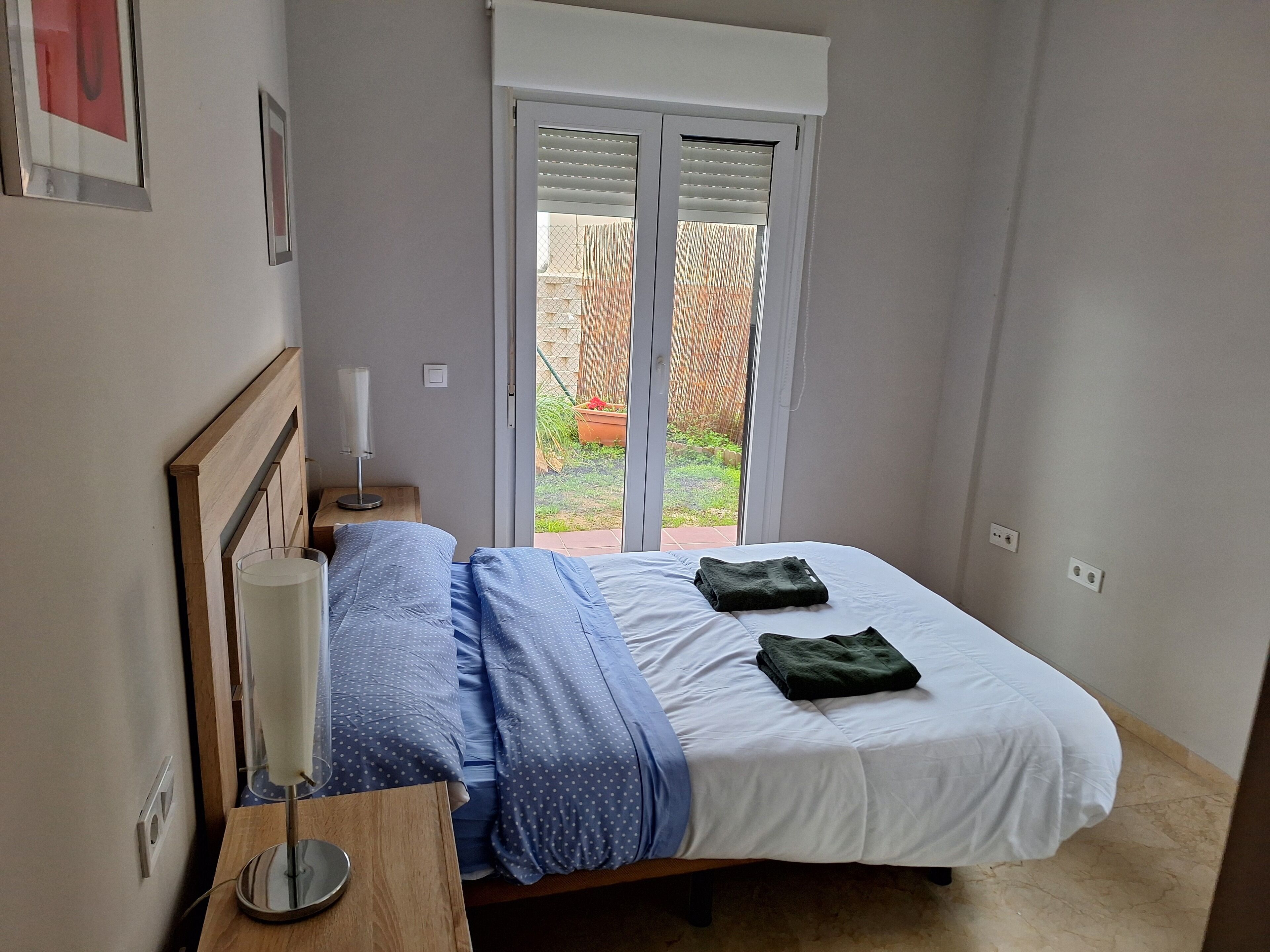 3 bedrooms, WiFi, bed sheets