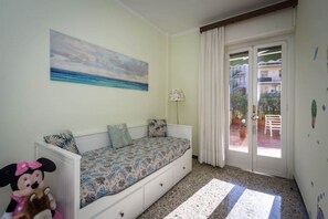Interior - House Dany bright three-room apartment with large terrace and garage (Santa Margherita Ligure)