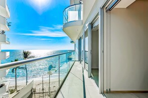 Property grounds - Bay-view condo with beachfront access, pools, fitness center, & balconies (Bucerias)