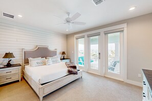 3 Schlafzimmer, Bügeleisen/Bügelbrett, Internetzugang, Bettwäsche