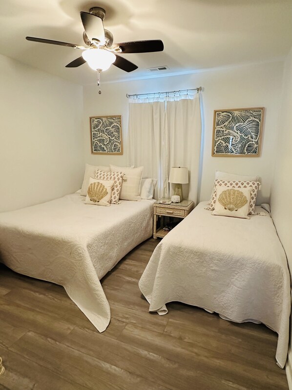 3 bedrooms, travel crib, free WiFi, bed sheets