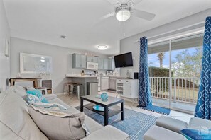 Smart TV - CoastalBungalow-Renovated 2BR/2BA Beachside Villa! (Santa Rosa Beach)