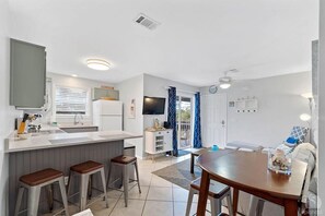 Smart TV - CoastalBungalow-Renovated 2BR/2BA Beachside Villa! (Santa Rosa Beach)