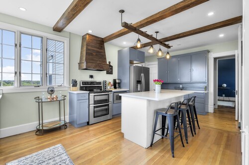 Historic Charm at Richmond Hill

