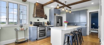 Historic Charm at Richmond Hill

