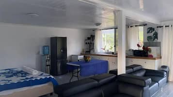 1 habitación, wifi y ropa de cama