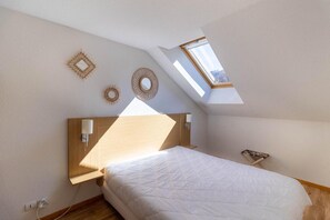 2 bedrooms
