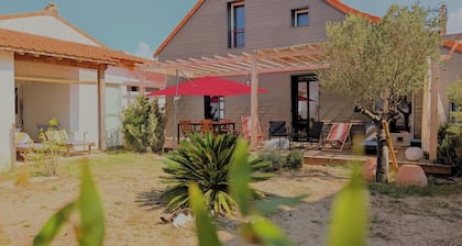 Maison de Charme, Plage et Commerces à Pieds 300m, Idéale Famille Avec Enfants