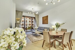 TV - MAJESTIC PORT DE LA MER-LA VOILE - Jumeirah1 - Dubai (Dubai)