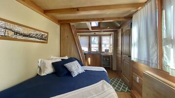 1 chambre, fer et planche Ă repasser, Wi-Fi gratuit, draps fournis