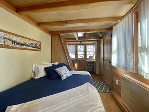 1 makuuhuone, silitysrauta/-lauta, ilmainen Wi-Fi, vuodevaatteet