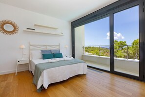 5 bedrooms, iron/ironing board, internet - Ibiza Town Modern Villa, Sleeps 10 (Cap Martinet)