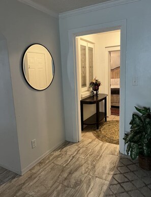 3 bedrooms, WiFi, bed sheets - Cozy 3 bedroom family friendly home close to clearwater beach and downtown (Clearwater)