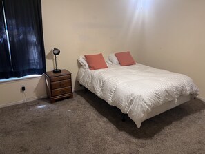 2 bedrooms, WiFi, bed sheets