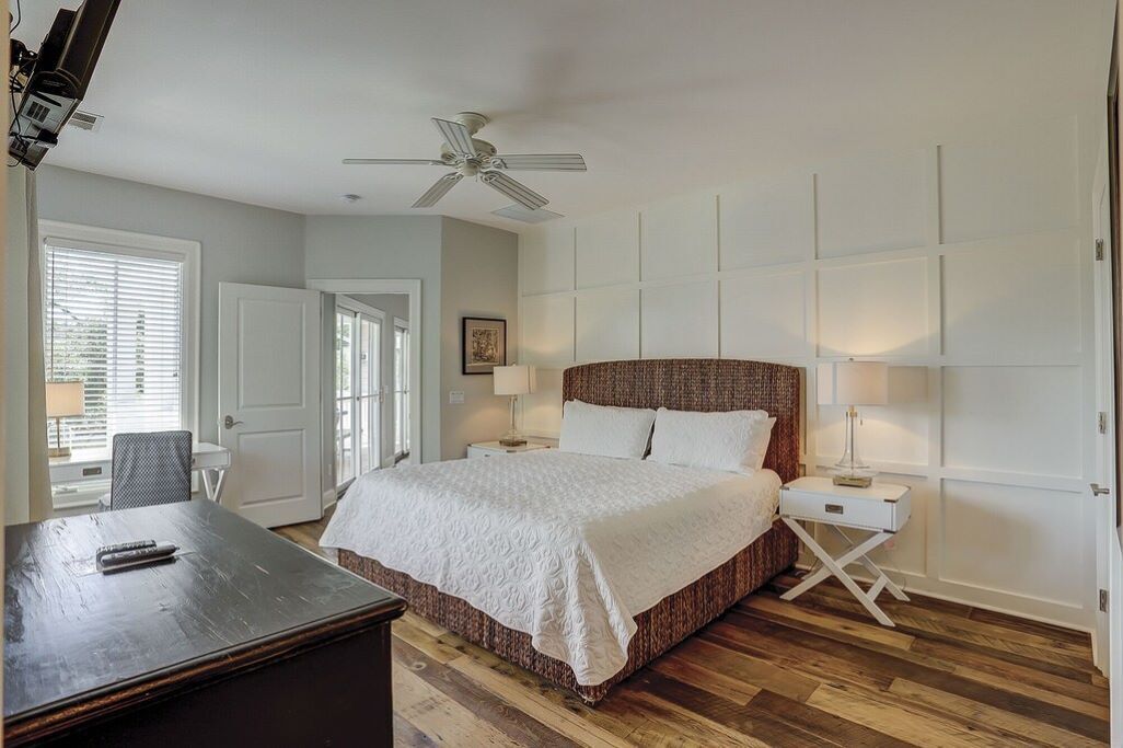 2nd Floor Master King Suite