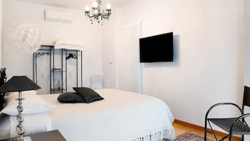 1 camera, Wi-Fi gratuito, lenzuola