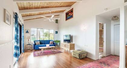 Professional Design: Ocean View: Private Apartment