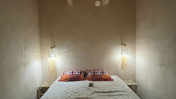 Deluxe Double Room | Premium bedding, individually decorated, individually furnished, desk