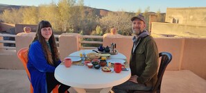 Desayuno continental incluido todos los días