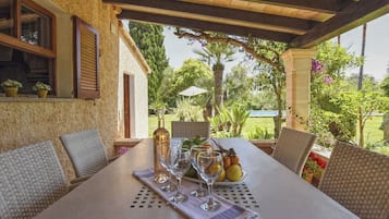 Restauration en plein air