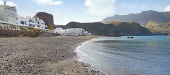 Appartement de vacances 'Rach Agaete' avec piscine partagée, terrasse privée et Wi-Fi