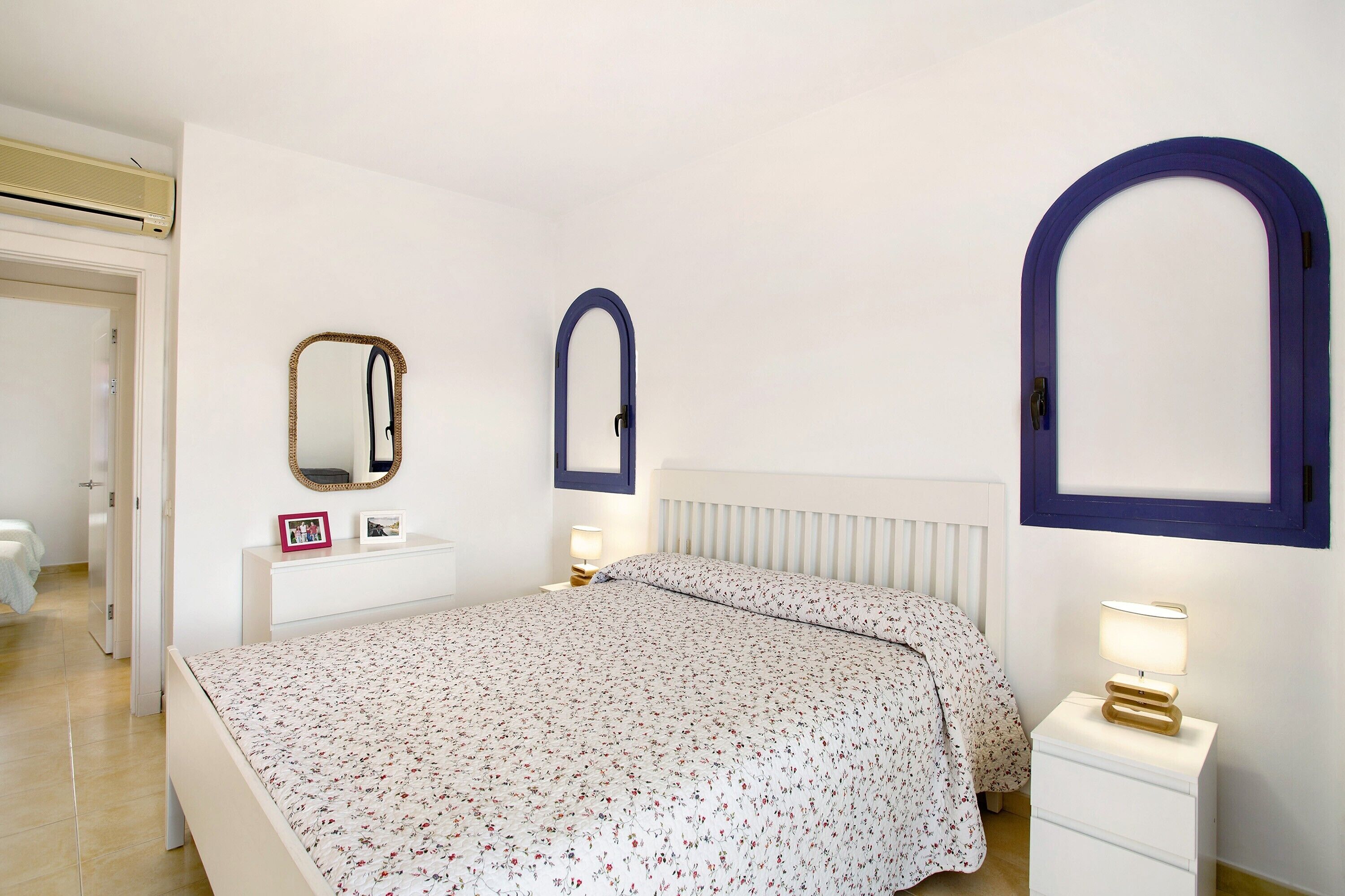 2 habitaciones, tabla de planchar con plancha y wifi gratis 