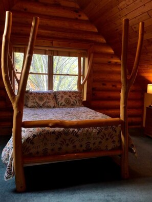 5 bedrooms, desk, iron/ironing board, free WiFi