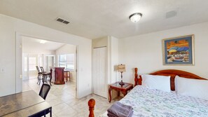6 Schlafzimmer, Bügeleisen/Bügelbrett, WLAN, Bettwäsche