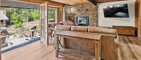 Smart TV, fireplace, video games, books