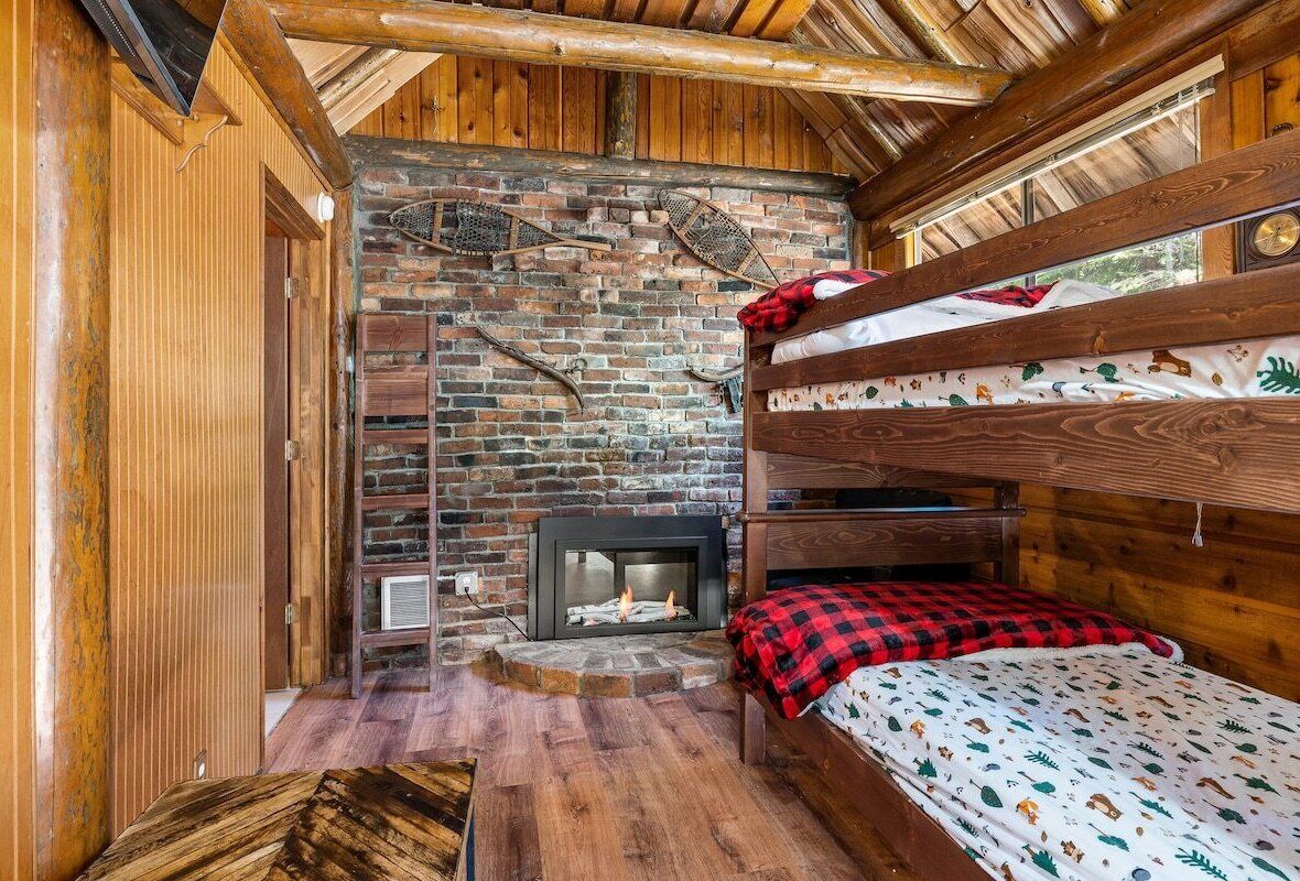 3 bedrooms, desk, free WiFi, bed sheets