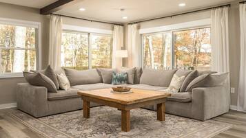 Smart TV, fireplace, offices