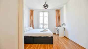 1 bedroom, iron/ironing board, travel cot, WiFi