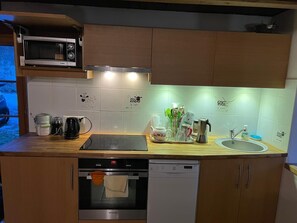 Private kitchen - T2 below Dent D'Oche (Bernex)