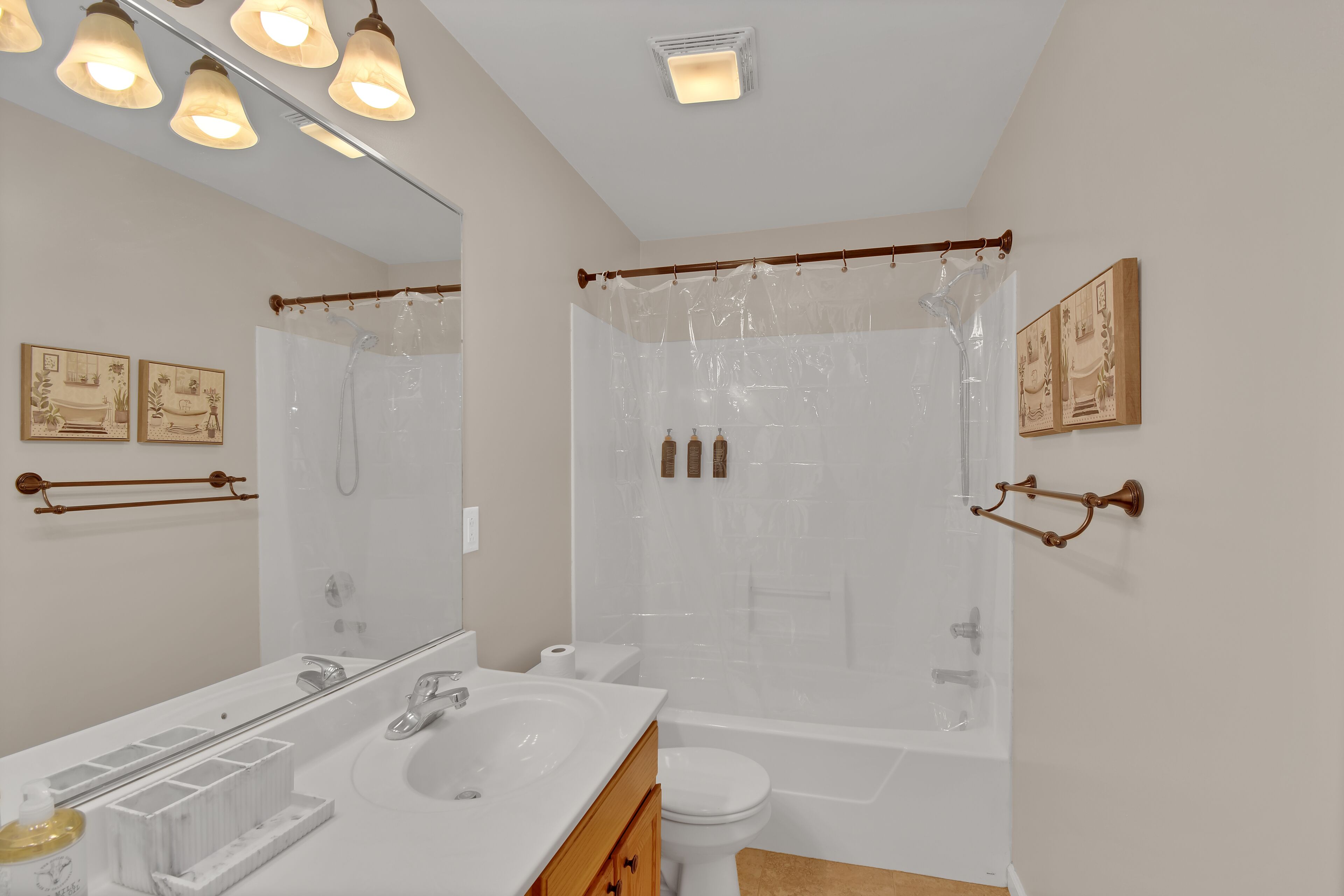 Hårtork och handdukar