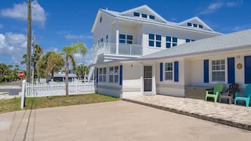 Apartamento (Oceans 13 Unit A) | Fachada