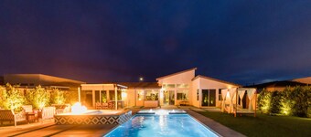 Best views in the desert 15min from DT Palm Springs + 30min from Joshua Tree